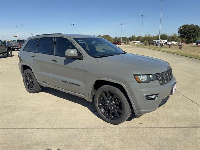 Used 2020 Jeep Grand Cherokee Altitude with VIN 1C4RJEAG5LC392697 for sale in New Boston, TX