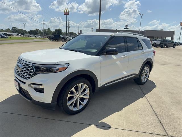 2023 Ford Explorer Platinum 4WD's photo