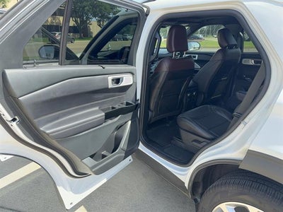 2023 Ford Explorer Platinum