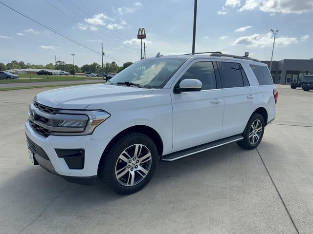 2022 Ford Expedition XLT's photo