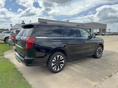 2025 Ford Expedition Platinum