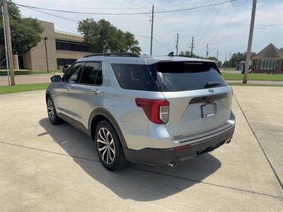 2024 Ford Explorer ST-Line