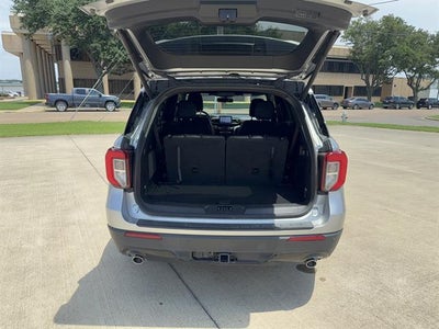 2024 Ford Explorer ST-Line