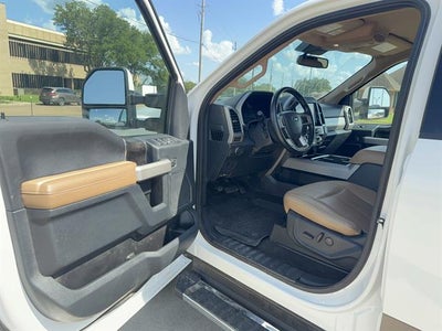 2022 Ford Super Duty F-250 SRW Lariat