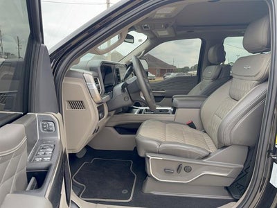 2025 Ford F-250 Super Duty Platinum