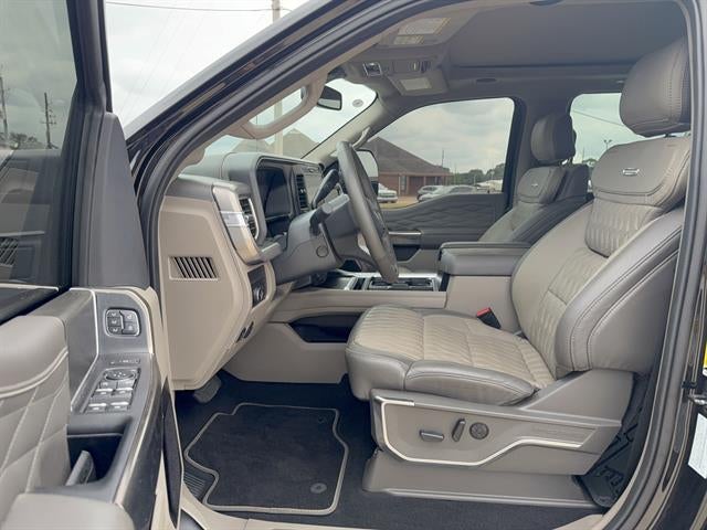 2025 Ford F-250 Super Duty Platinum