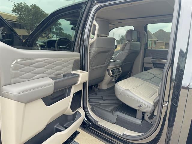 2025 Ford F-250 Super Duty Platinum