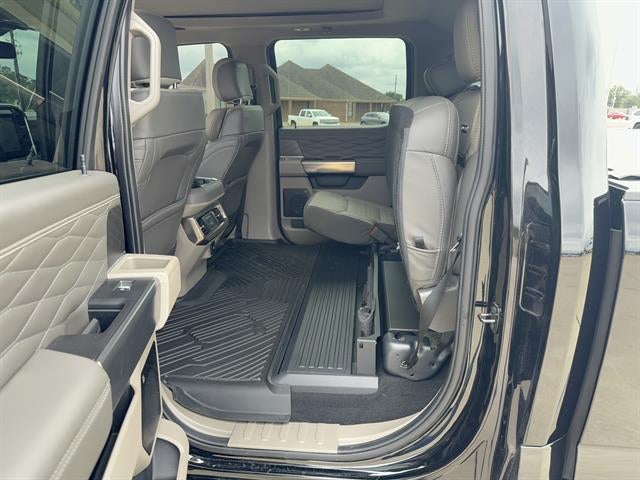 2025 Ford F-250 Super Duty Platinum