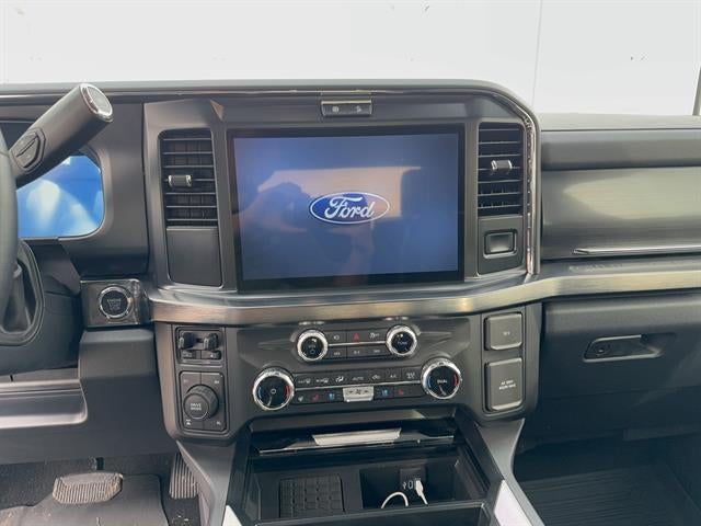 2025 Ford Super Duty F-350 SRW Lariat