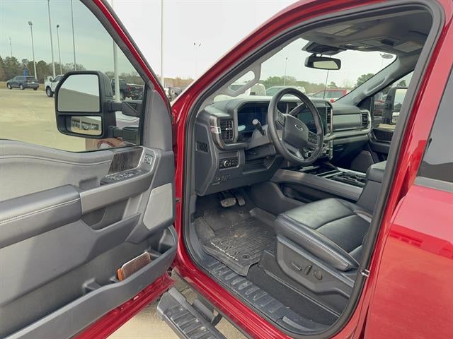 2025 Ford Super Duty F-350 SRW Lariat