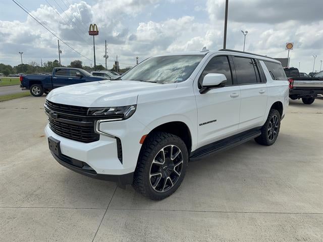 2023 Chevrolet Suburban RST