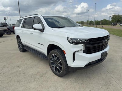 2023 Chevrolet Suburban RST