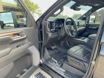 2024 Chevrolet Silverado 2500HD High Country