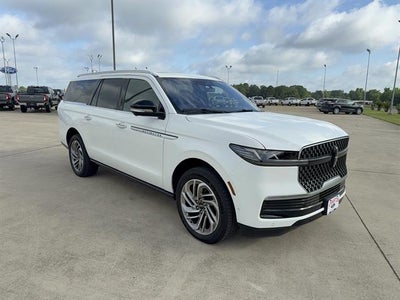 2025 Lincoln Navigator L Reserve