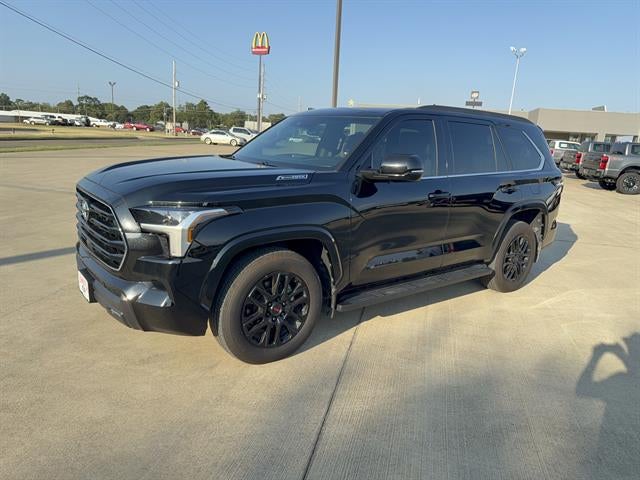 2025 Toyota Sequoia SR5