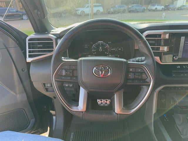 2025 Toyota Sequoia SR5