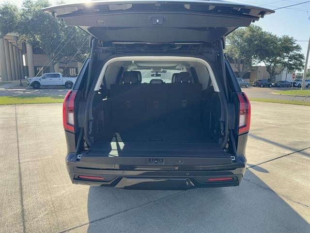 2027 Ford Expedition Max MAX Platinum