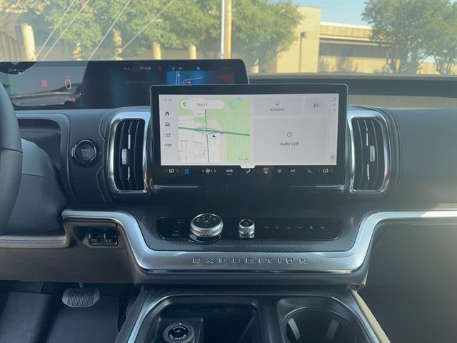 2027 Ford Expedition Max MAX Platinum