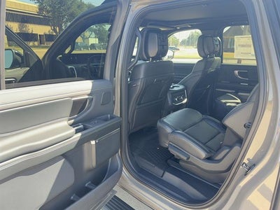 2027 Ford Expedition Max MAX Platinum