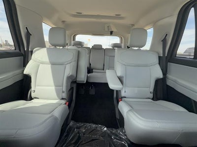 2027 Ford Expedition 4X2 PLATINUM