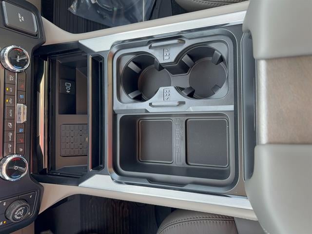 2027 Ford Super Duty F-250 SRW Platinum
