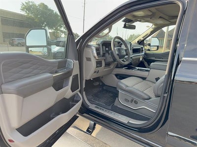 2027 Ford Super Duty F-250 SRW Platinum