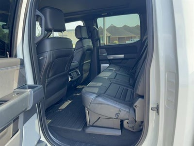 2025 Ford Super Duty F-250 SRW Platinum