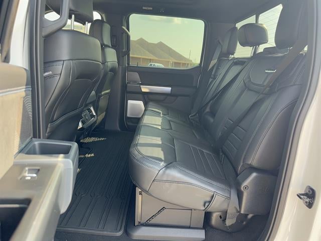 2025 Ford Super Duty F-250 SRW Platinum