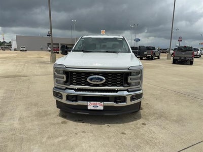 2026 Ford Super Duty F-350 DRW LARIAT