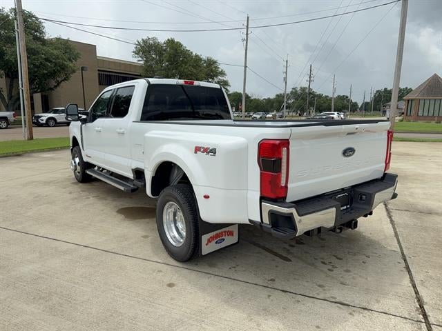 2026 Ford Super Duty F-350 DRW LARIAT