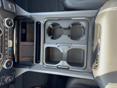 2026 Ford Super Duty F-350 DRW LARIAT