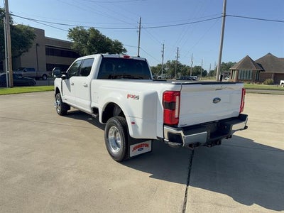 2026 Ford Super Duty F-350 DRW LARIAT