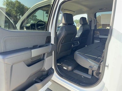 2026 Ford Super Duty F-350 DRW LARIAT