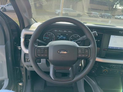 2027 Ford Super Duty F-350 DRW XLT