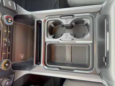 2027 Ford Super Duty F-350 DRW XLT