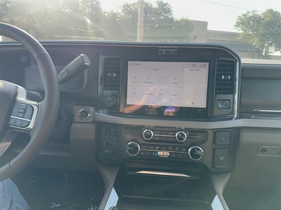 2026 Ford Super Duty F-350 DRW Platinum