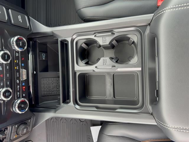 2026 Ford Super Duty F-350 DRW LARIAT