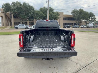 2026 Ford Super Duty F-350 DRW LARIAT