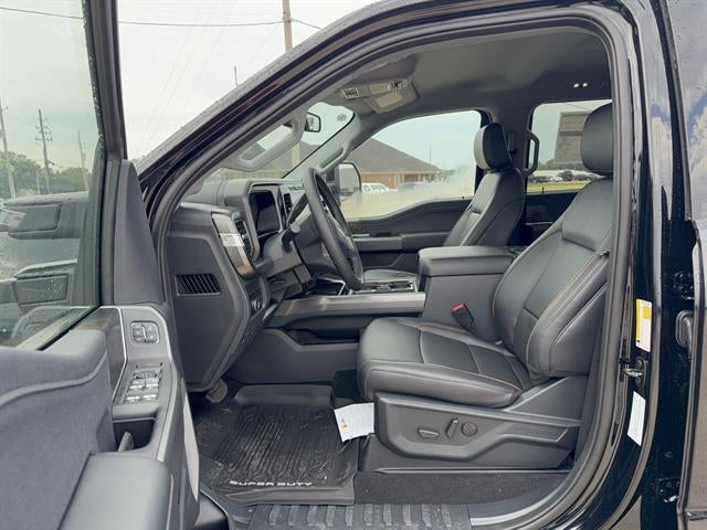 2026 Ford Super Duty F-350 DRW LARIAT