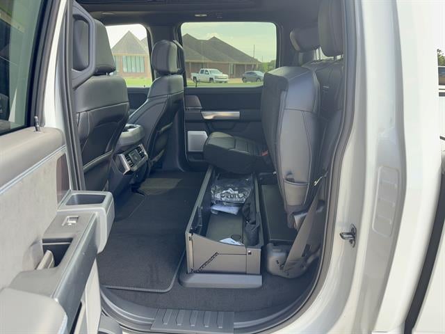 2026 Ford Super Duty F-350 DRW Platinum