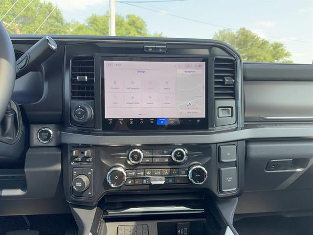 2026 Ford Super Duty F-350 DRW Platinum