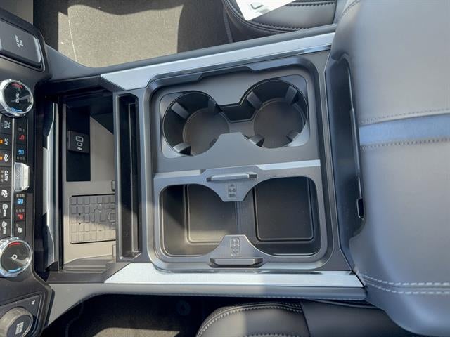 2026 Ford Super Duty F-350 DRW Platinum