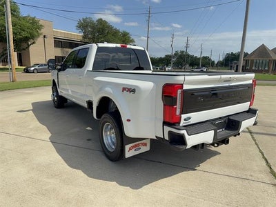 2026 Ford Super Duty F-350 DRW Platinum