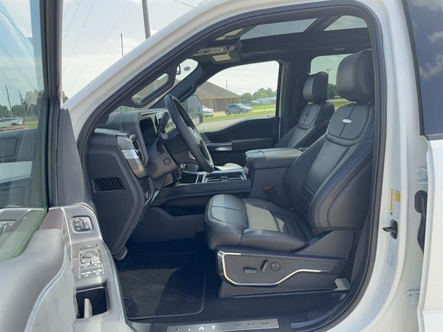 2026 Ford Super Duty F-350 DRW Platinum