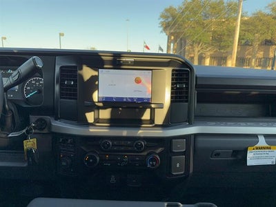 2026 Ford Super Duty F-350 DRW XL