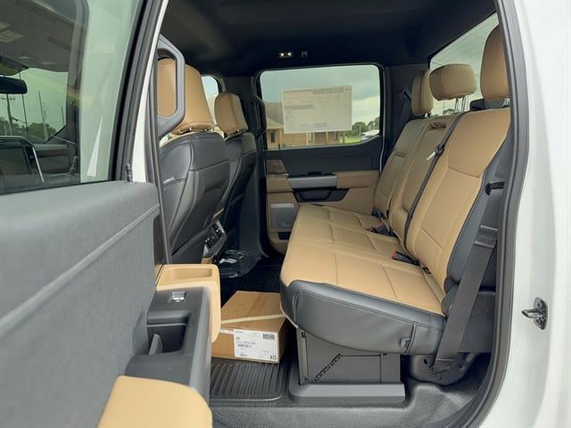 2026 Ford Super Duty F-350 DRW LARIAT