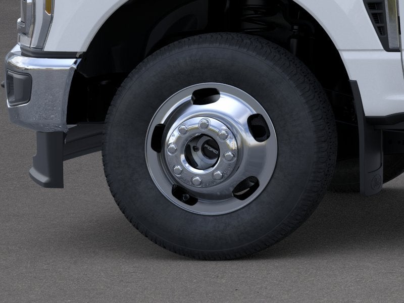 2026 Ford Super Duty F-350 DRW XLT