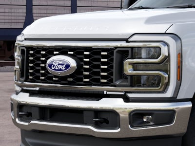 2027 Ford Super Duty F-350® Lariat®